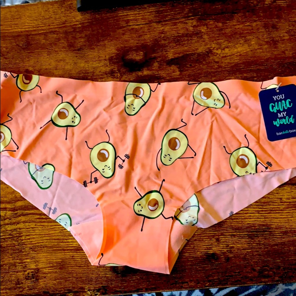 Avocado cheeky undies